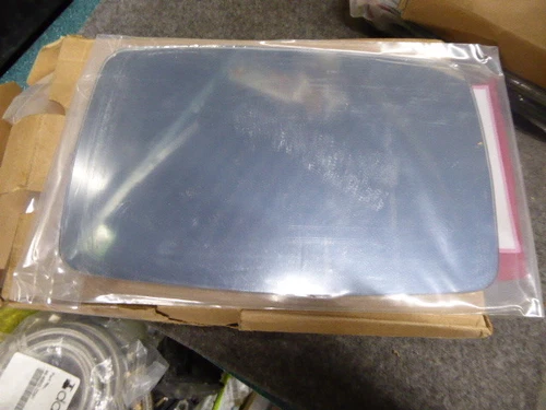 702076  Velvac Replacement Flat Mirror Glass 6.50x10 New 2 Ea.