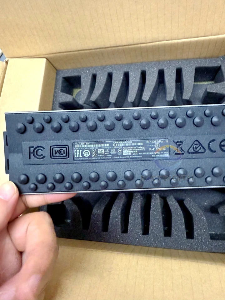 Seagate STHA6000800 D2 Professional 6TB USB3.1 7200 RPM 3.5" External Hard Drive - Image 2 of 4