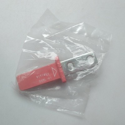 1PCS For   D4BL-K1 Safety door operation key *bn