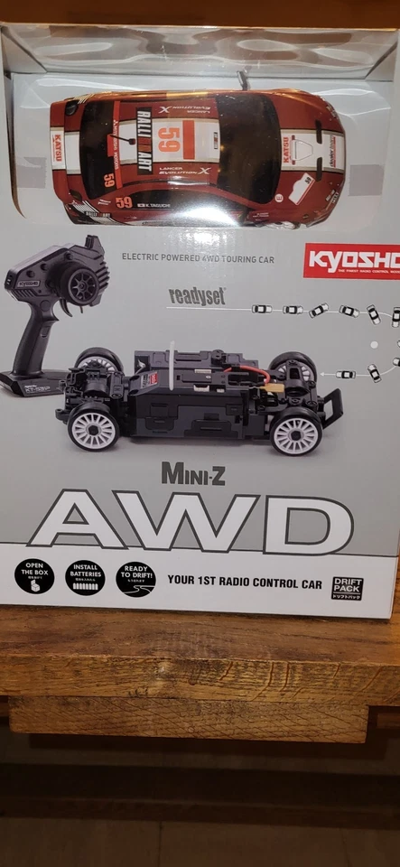 mini z kyosho awd - Photo 2/3