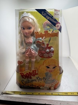 2008 MGA BRATZ DOLL CLOE Pouty Princess Costume Party RARE HTF NIP Sealed !!
