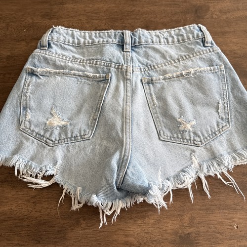 Zara pantaloncino jeans denim donna strappato invecchiato 24 - Foto 5 di 8