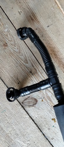 BMW CRANKCASE BREATHER VENT HOSE TUBE E88 E90 E60 1 3 5 SERIES Z4 7559528 06-14 - Picture 9 of 14
