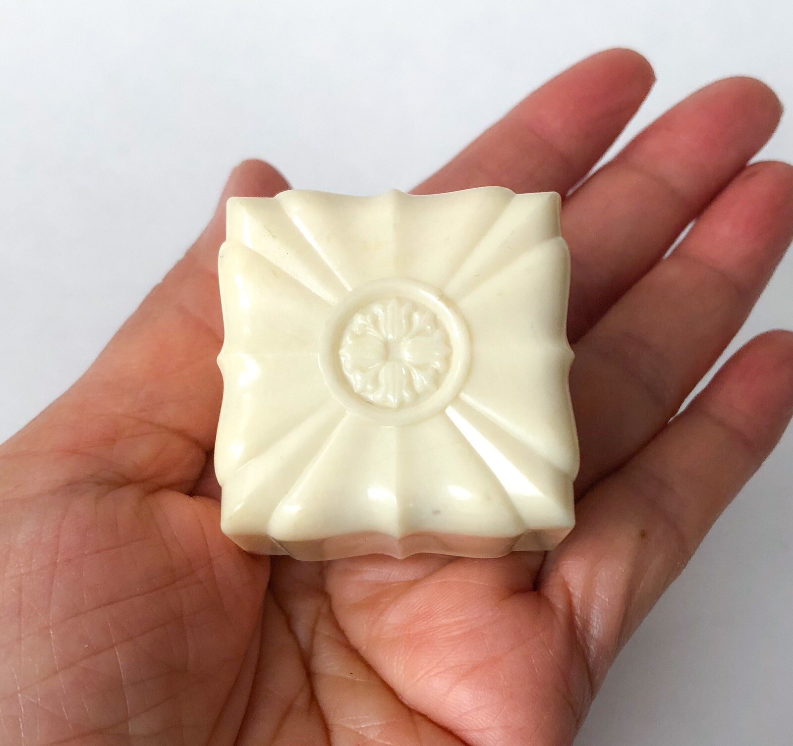 Cute Ring Box Wedding Jewelry Pink Velvet Display Old Plastic Art Deco