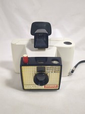 VTG 1960s Polaroid Land Camera THE SWINGER Model 20 w/Strap UNTESTED