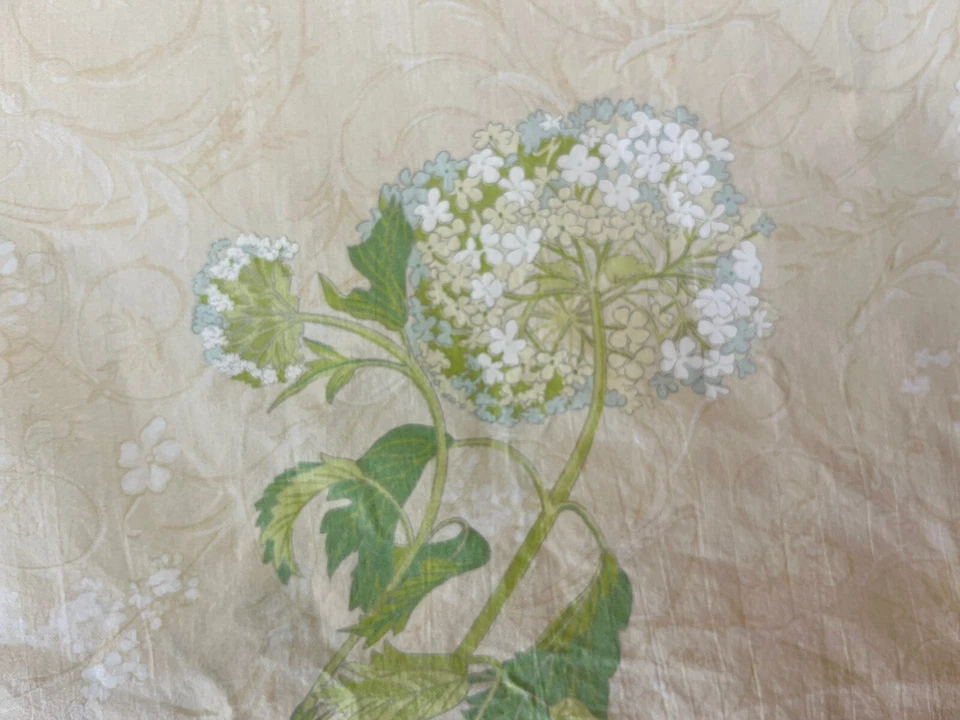 Sábana plana floral Yves Delorme Hortensia 88”x104” 100 % algodón Francia rara difícil de encontrar Foto 4 de 4