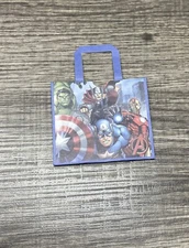 Zuru Mini Brands DISNEY Series 3 Marvel Shopping Bag