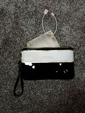 Adrienne Vittadini Studio Charging Wallet  Brand "NEW"