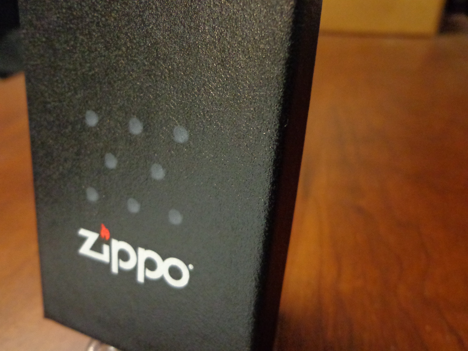 PINUP GIRL BUSTY SEXY VAMPIRESS BLUE MOON HALLOWEEN ZIPPO LIGHTER KEITH