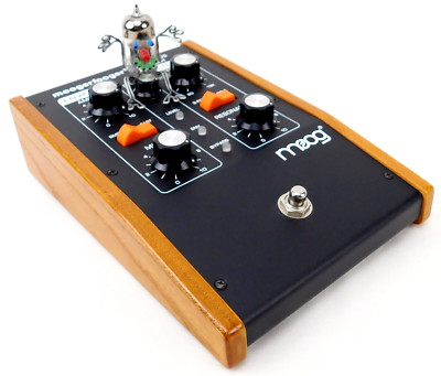 Moog Moogerfooger MF-101 Low Pass Filter Synthesizer + Neuwertig + 1,5J Garantie
