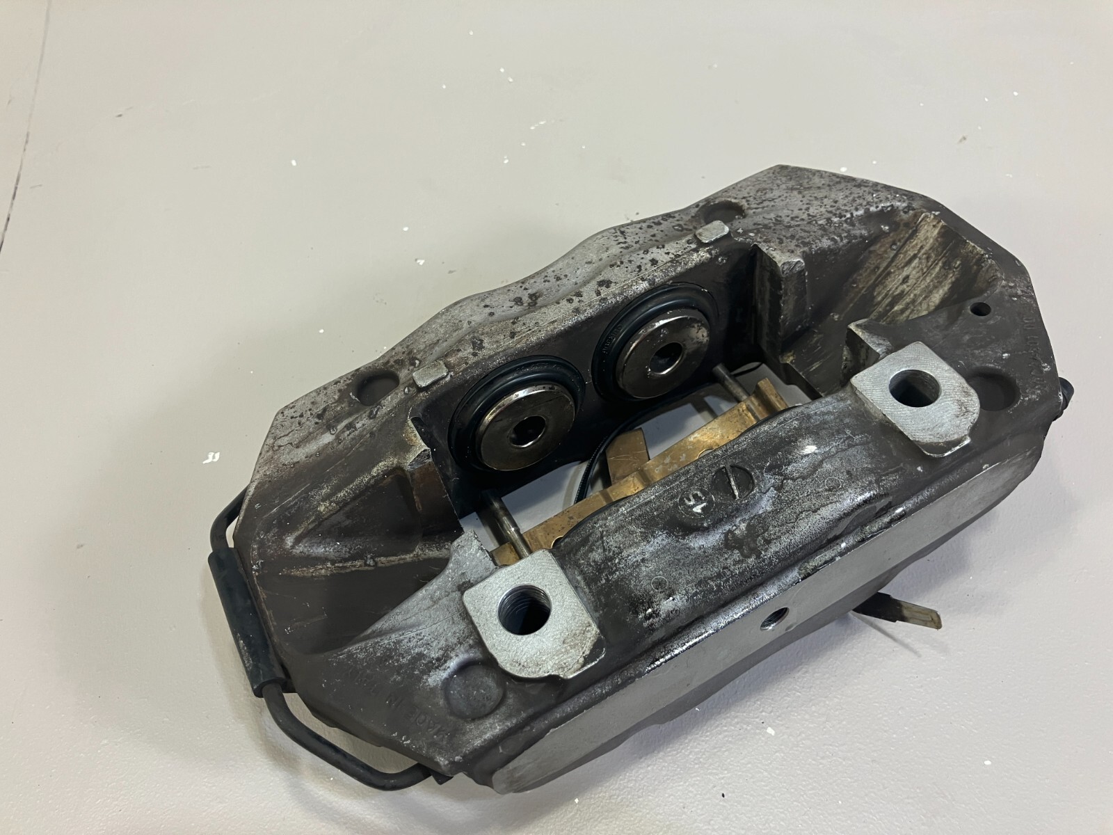 14-22 Maserati Ghibli M157 Front Left Driver Side Brake Caliper OEM