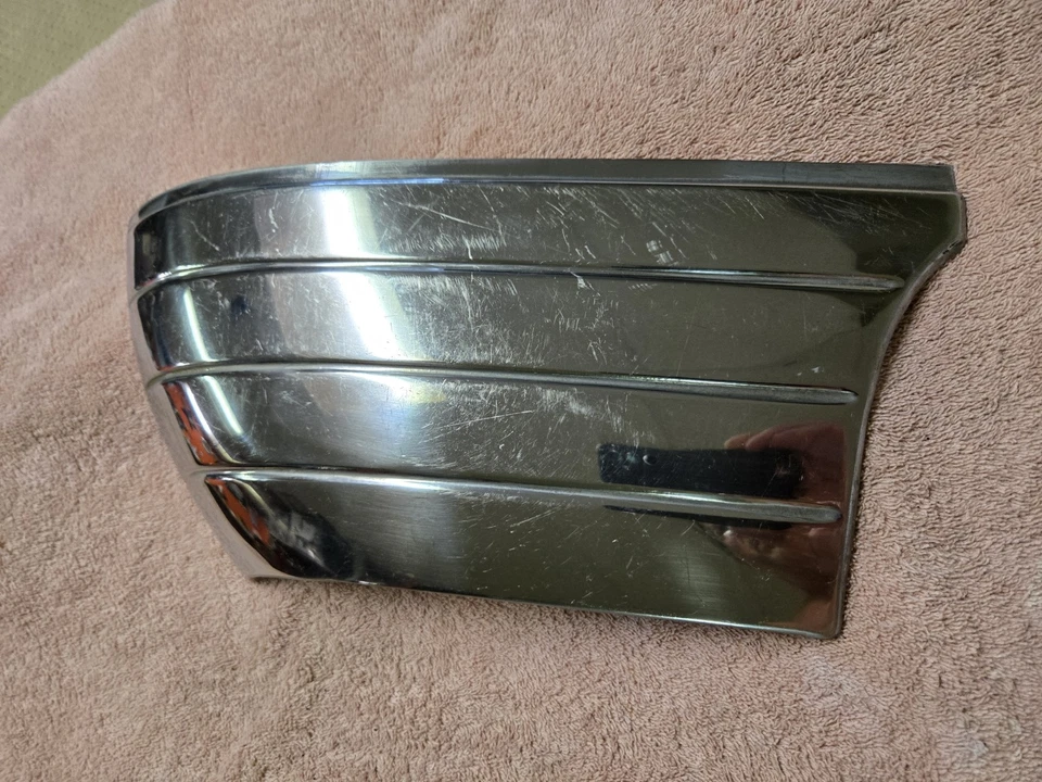 1947 CADILLAC SERIES 60 62 FOUR DOOR SEDAN LEFT REAR GRAVEL GUARD STAINLESS GM - Image 2 of 4