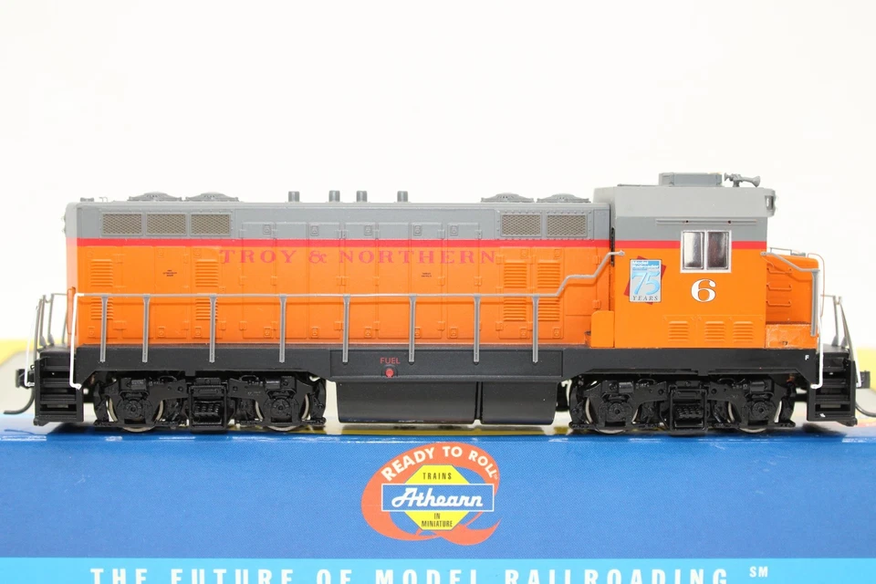 Athearn HO Scale Troy Northern CF7 Angled Cab Diesel Locomotive #6 DCC Ready - Image 2 of 4