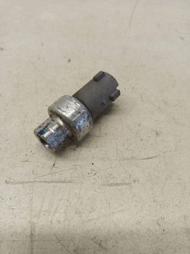 AC pressure sensor