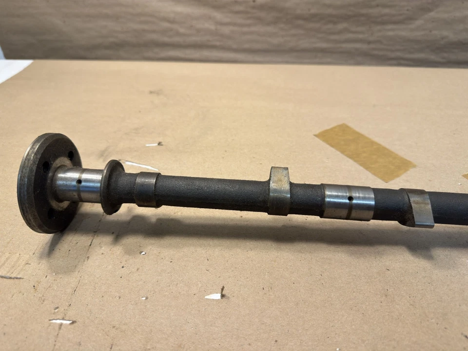 Árbol de levas de entrada Jaguar XJ6 OEM PN C3556 Foto 2 de 4