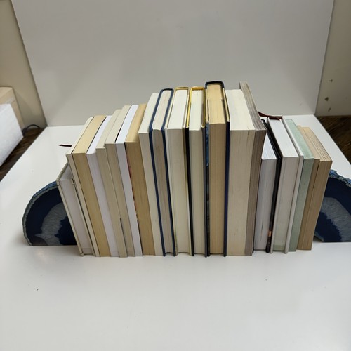 Lot of 20+ Christian & Religious Books Bibles Devotionals Inspiration Faith - Foto 3 di 22