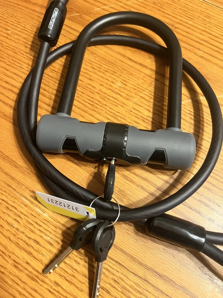 Sunlite Standard U-Lock Std w/Cable 3 Keys Incld - Image 3 of 3