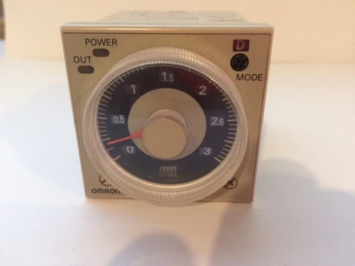 OMRON H3CR-A  SOLID-STATE MULTIFACTION TIMER UNUSED
