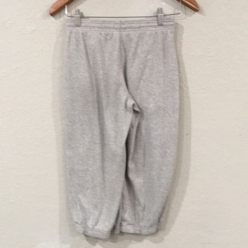 Nike Girls Sz XL 16 Cropped Sweatpants Gray Athletic Activewear - Picture 3 of 8