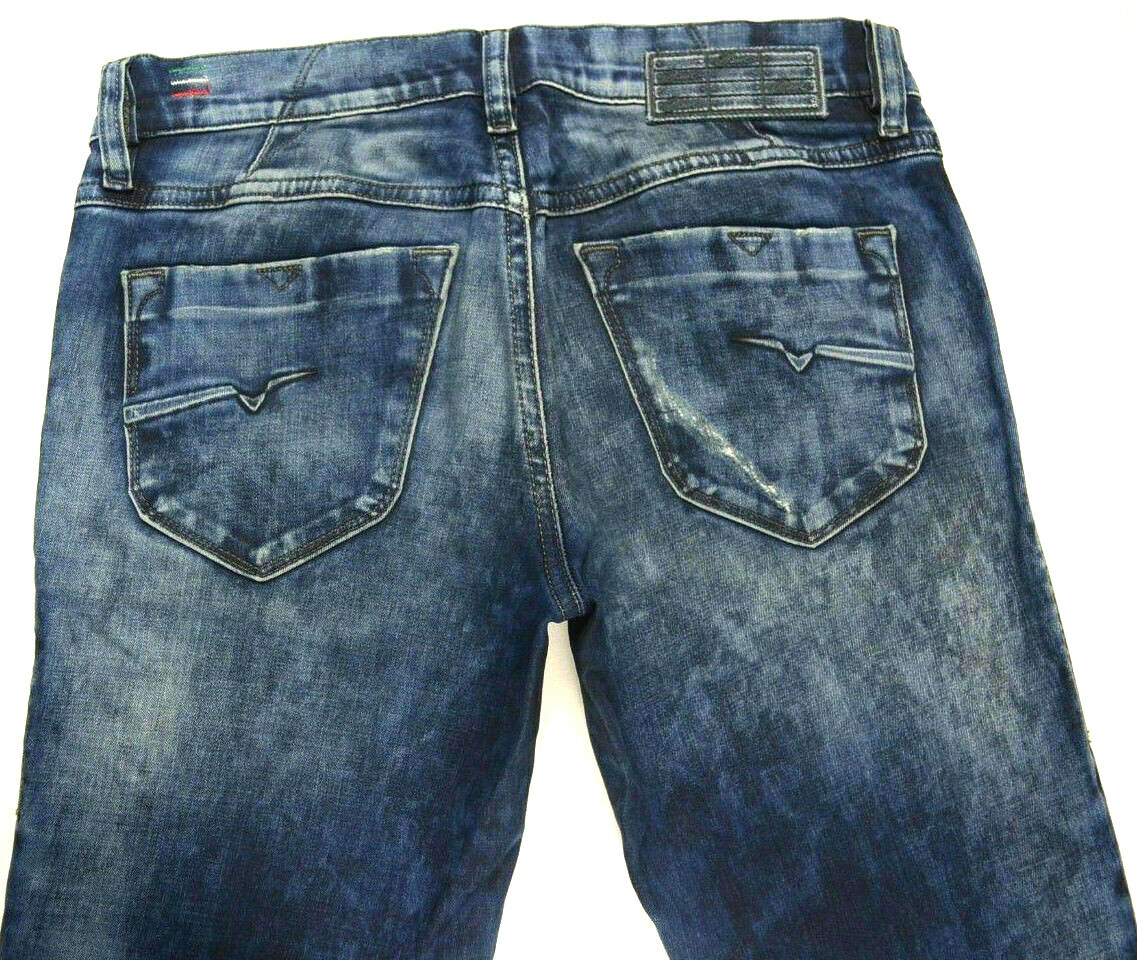 Diesel 'LIVY 008QY_STRETCH SUPER SLIM STRAIGHT' Dest… - Gem