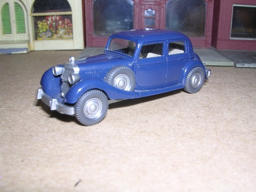 Wiking #3260 Mercedes 280D Limusina "Azul" -- Importado 1973 H.O. 1/87 | Zustand: Used
