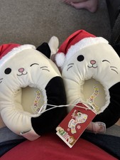Squishmallows Women's Slip-On Slippers White/Black/Red Holiday Cat Face Size 4