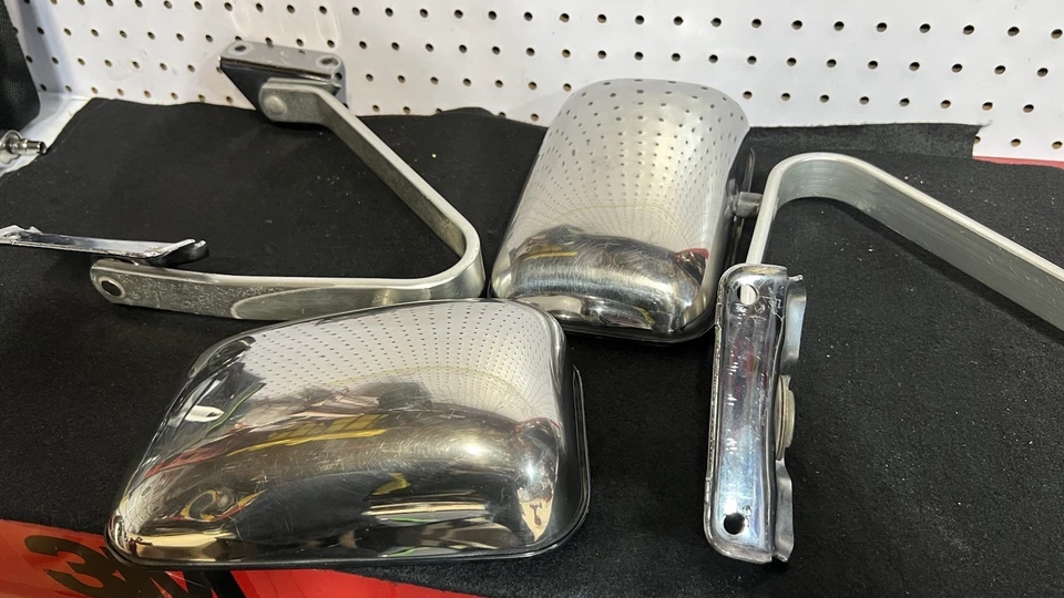 OEM 80-96 Ford F150 F250 Bronco Side View Mirrors Upper Mount Style Set Mirror - Image 3 of 4