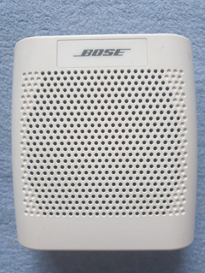 Bose SoundLink Colour Bluetooth Lautsprecher - Weiß - Bild 2 von 4