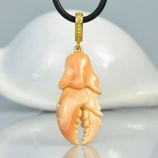 Elegant Crab Claw Pendant Apricot Shell & Vermeil Gold on Sterling Silver 5.62g