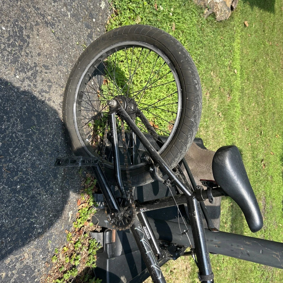 Kinkbmx Bike Mission Triumph In Black Used But In Decent Condition - Image 3 of 4