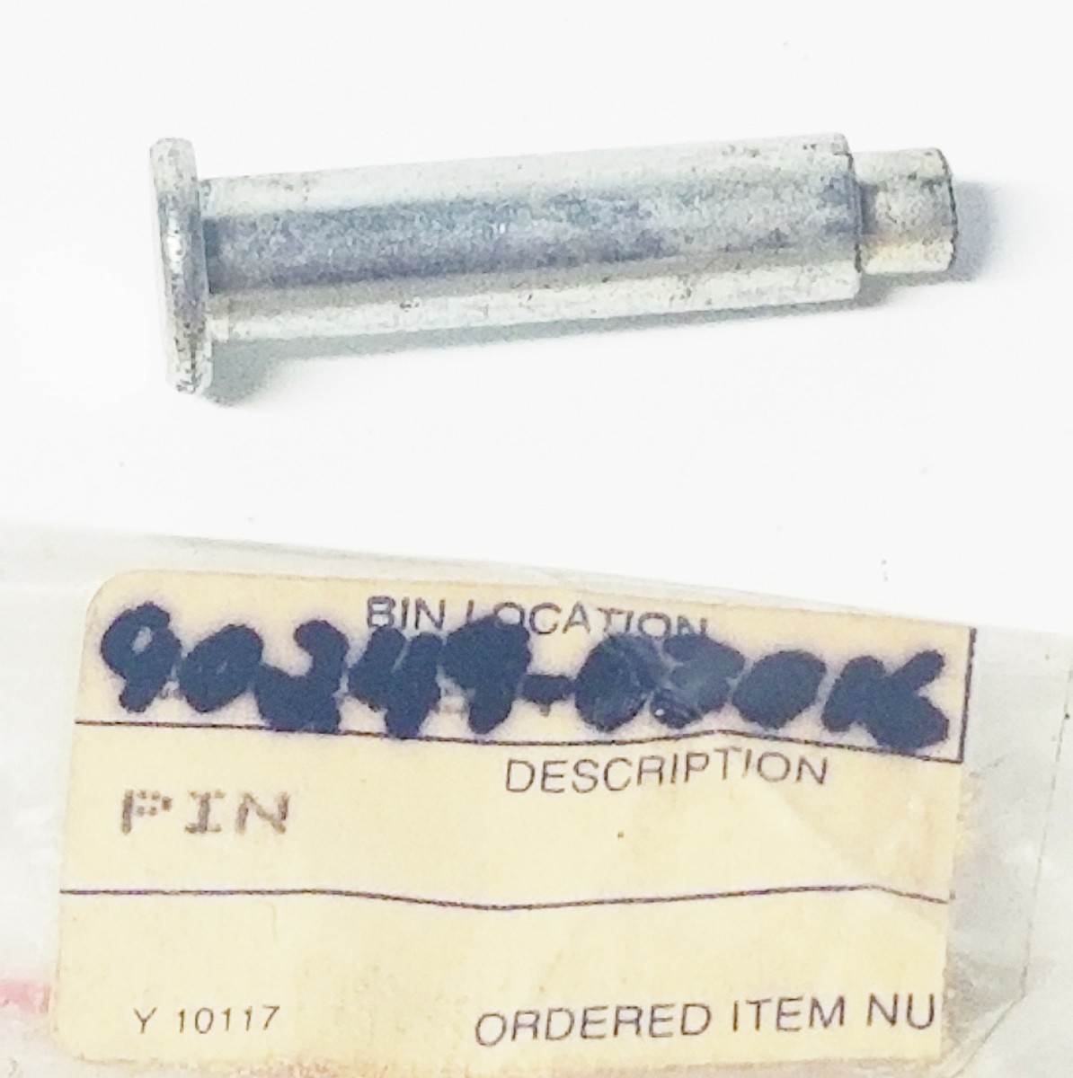 NOS OEM YAMAHA 1971-1991 SPECIAL SHAPE PIN XS1 TD3 TZ350 GP292