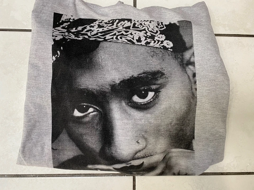 SWEATER A CAPUCHE HOMME ELEVEN PARIS DU RAPPEUR TUPAC TAILLE XXL - Photo 4/4