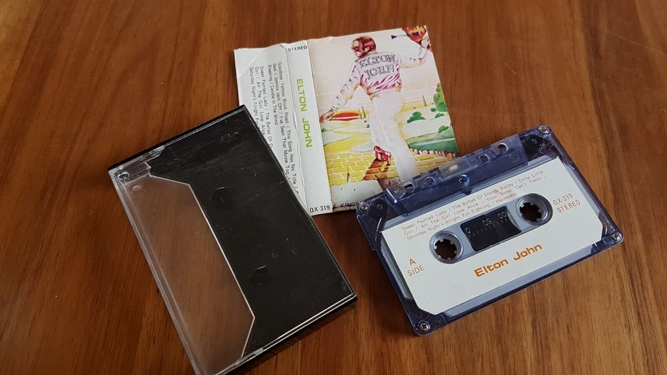 RARE ELTON JOHN GOODBYE YELLOW BRICK ROAD CASSETTE TAPE MALAYSIAN IMPORT - Image 2 of 2