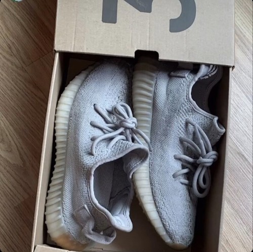 Yeezy 350 Sesame V2 Size 6 Really Good 