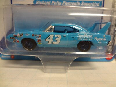 Plymouth Superbird 1/43 スケールモデル 43 43 Richard Petty 1970 Plymouth Super Bird Auto World | eBay