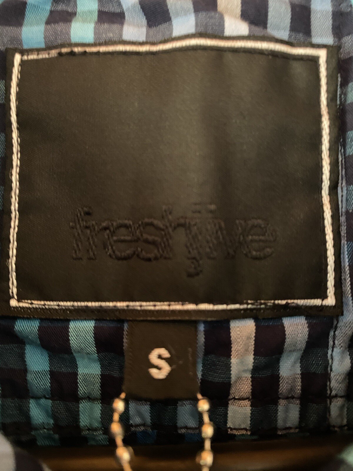 Picture 4 of 5
