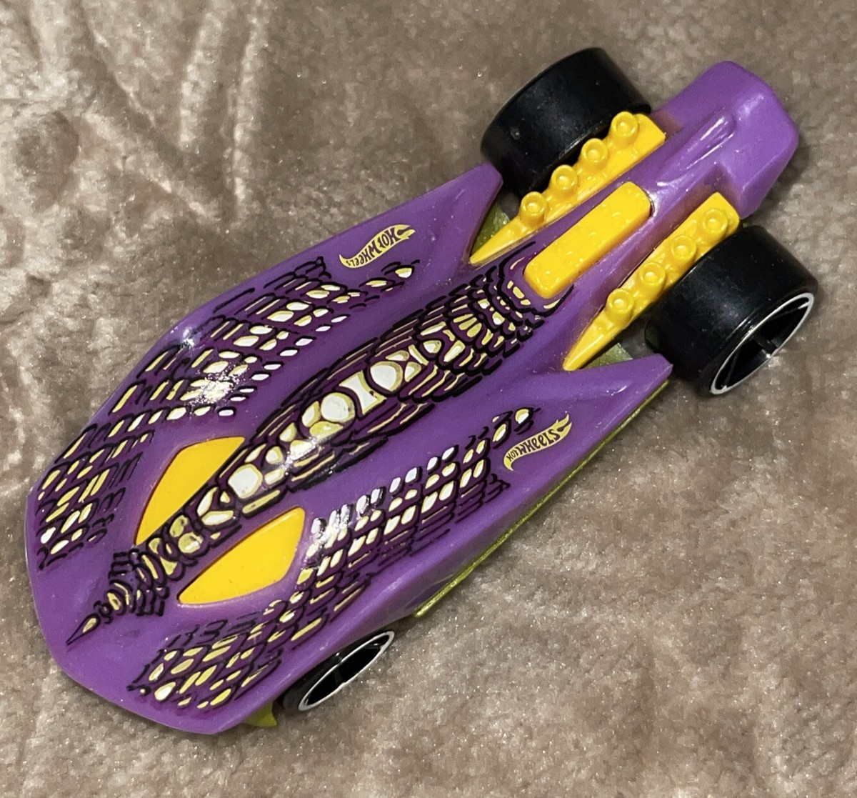 Hot Wheels Super Stinger Purple 2009 with White Rims EUC | eBay