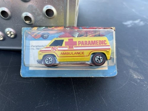 VTG Hot Wheels REDLINE YELLOW PARAMEDIC AMBULANCE Van 1974 Hong Kong OG BP