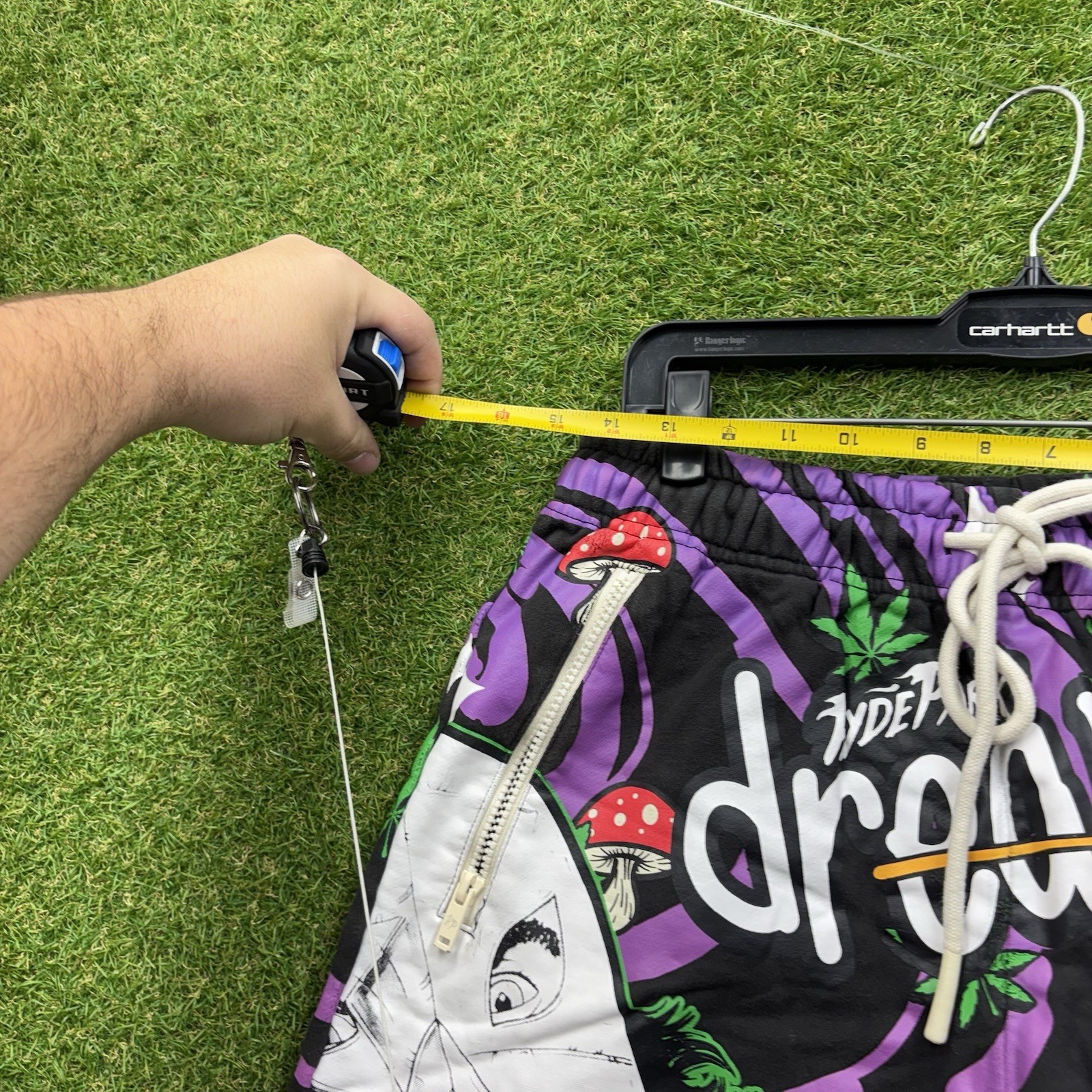 Hyde Park You Aren’t Invited Shorts Mens Medium Dreams Sold Out AOP Trippy Drugs