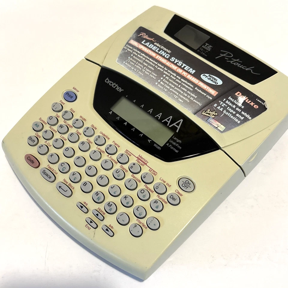 Brother P-Touch PT-2400 Dual Operation Electronic Labeling System Tested Working - Image 2 of 4