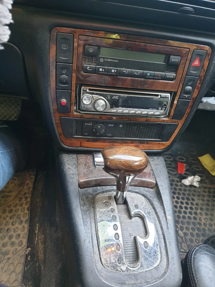 Passat 3B V5 Automatig 150PS Bauja 27.07.1998 EZ 05.03.1999 - Bild 2 von 4