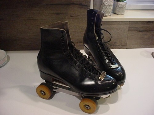 SWEET! RIEDELL Skates Douglass Snyder Super Deluxe Men Sz 10 AM ROLLERBONES BOX!