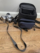 Konica Minolta 10X Optical Zoom Digital Camera w/Bag For Parts/Repair