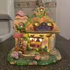 Picture 4 of 24