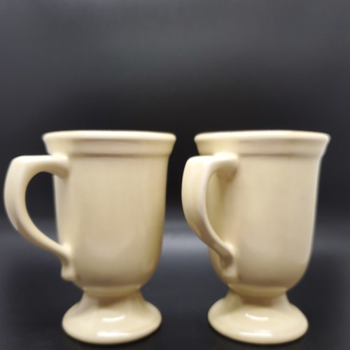 Pfaltzgraff Village Footed Pedestal 10 ounce Coffee Mugs Set of 2 Vintage - Picture 5 of 11
