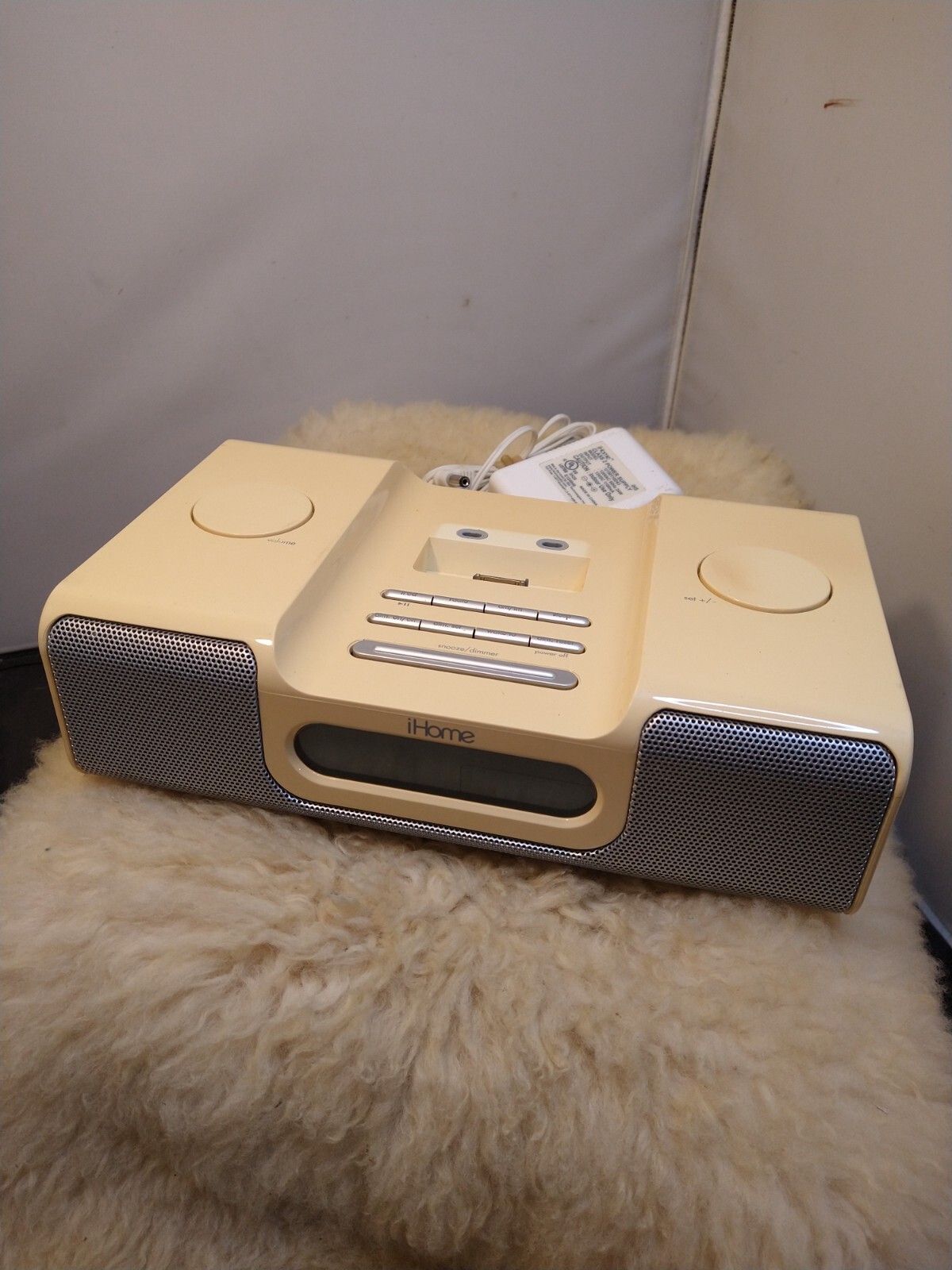 iHOME IH5 ALARM CLOCK RADIO FOR APPLE IPOD HOME STEREO AND DOCKING