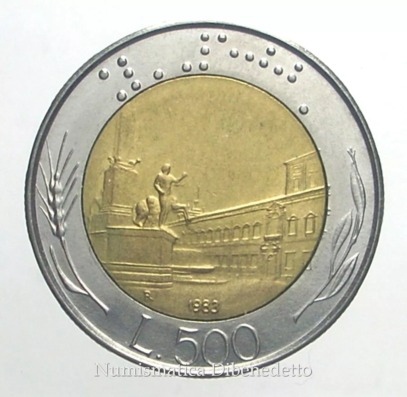 Foto 3 di 25