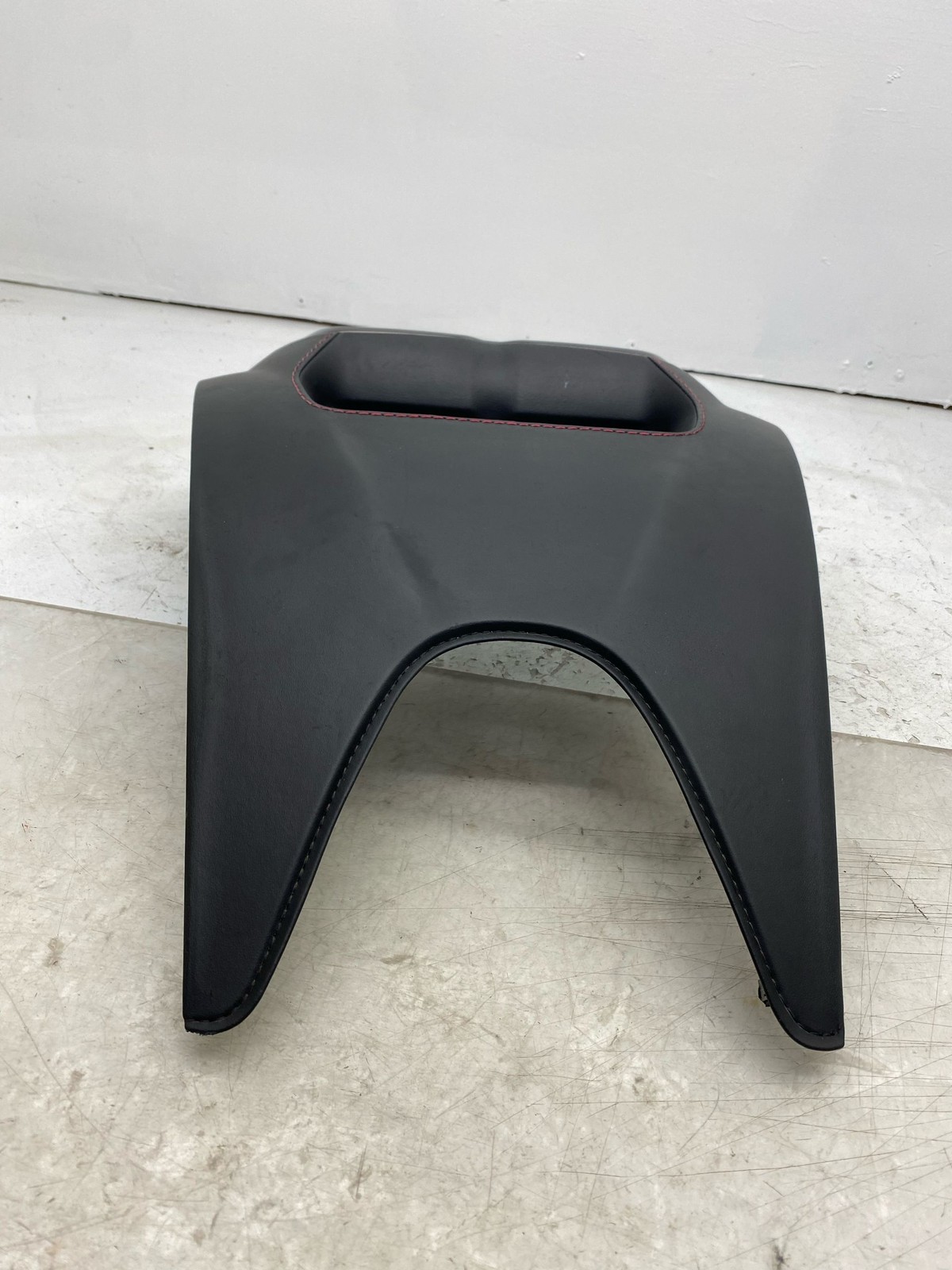 2019-2023 ASTON MARTIN VANTAGE OEM FRONT CENTER DASH AIR VENT TRIM PANEL