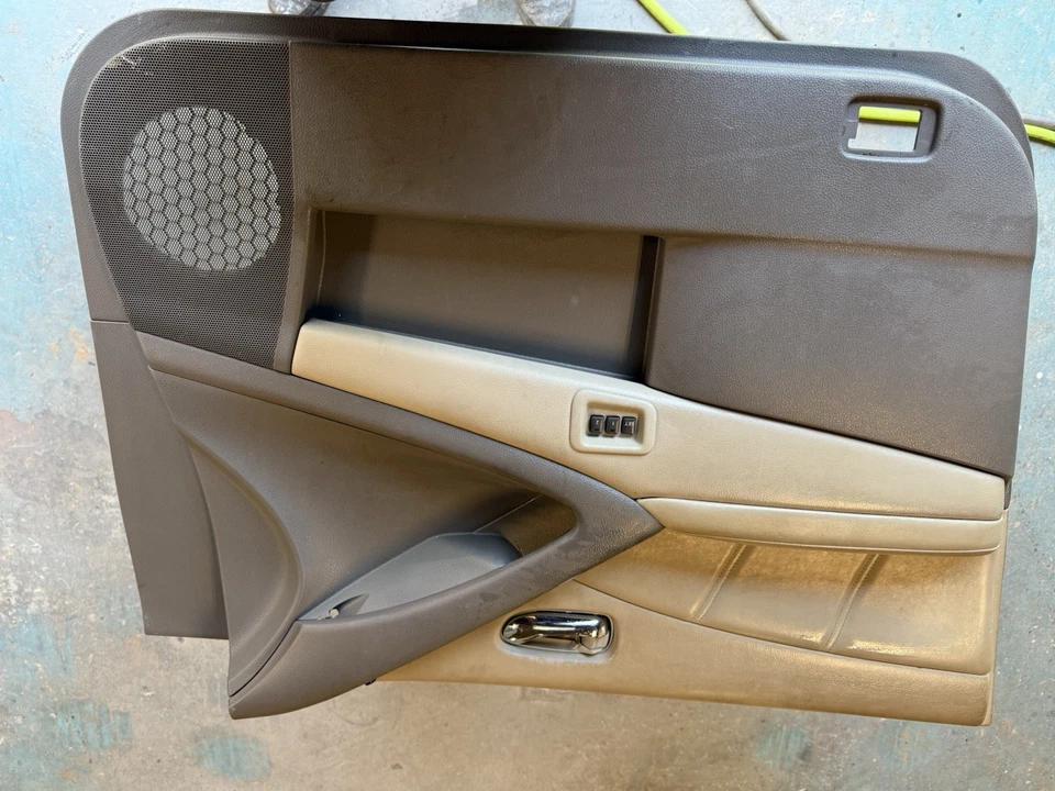 2011 nissan murano driver front door panel with window switch - Image 4 of 4