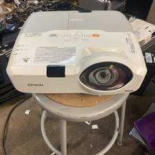 Epson Powerlite 425W LCD Projector H448A 2945 Lamp Hours Used